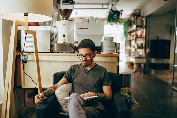 Trasforma l'audio in testo con il nostro servizio professionale