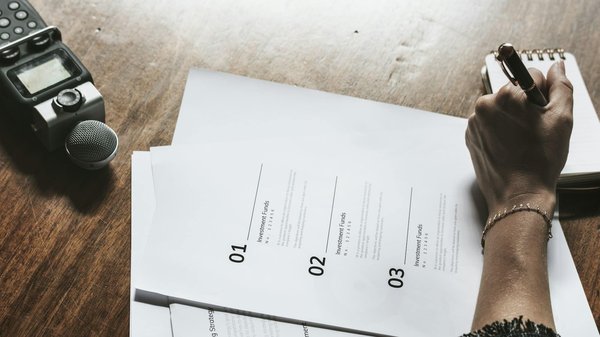 Qual è il modo più sicuro per installare un impianto audio ad alta definizione in un'auto d'epoca?